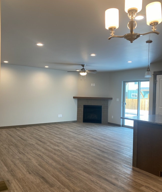 Photo - 1313 Fozzie Ln Unit C