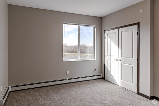 2BR, 2BA y 1.029 pies cuadrados - Dormitorio principal