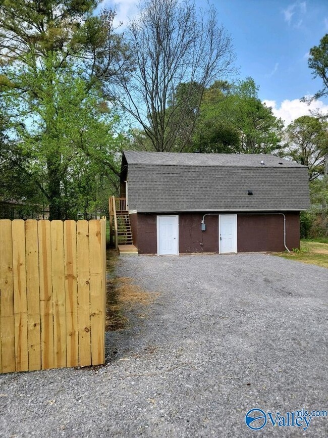 Photo - 3212 Reynolds Dr NW