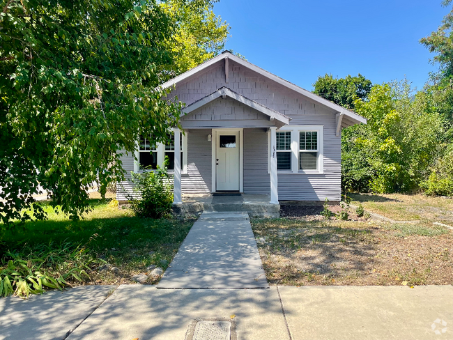 Building Photo - 8079 W 2nd St Rental