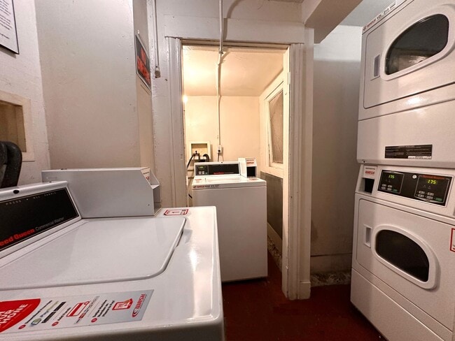 Photo - Hyde Park Apartments LLC.