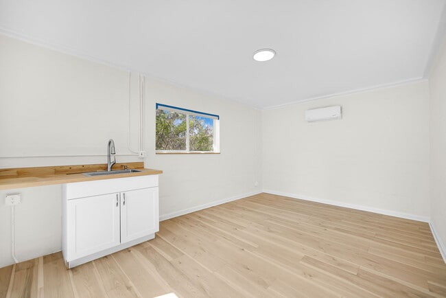 Photo - 85 NW 47th Ter