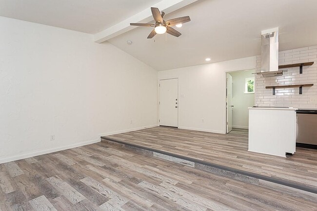 Photo - 1119 Mariposa Dr Townhome