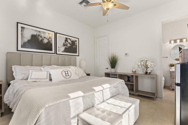 Photo - 505 SW 16th Ct