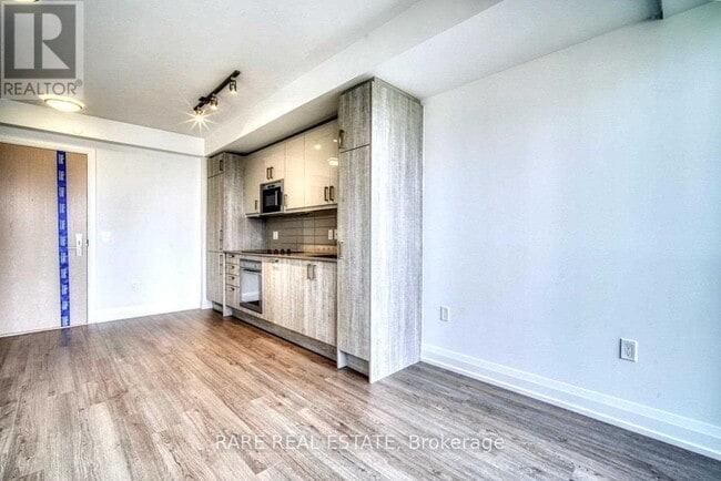 Photo - 77 Mutual St Unit 2707