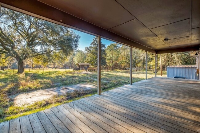 Photo - 5 bed 2.5 bath home with acreage