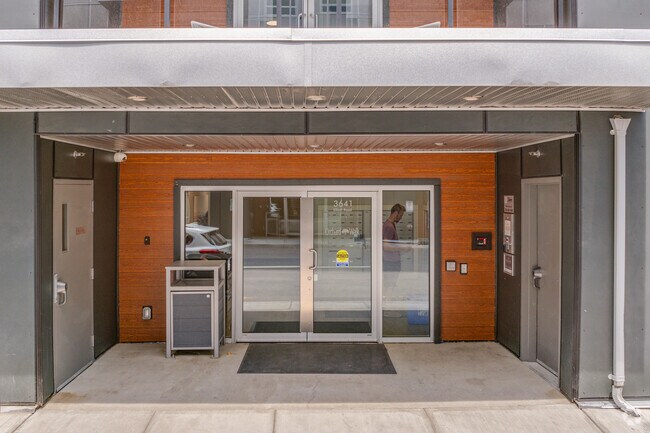 Entrance - Orchard Walk