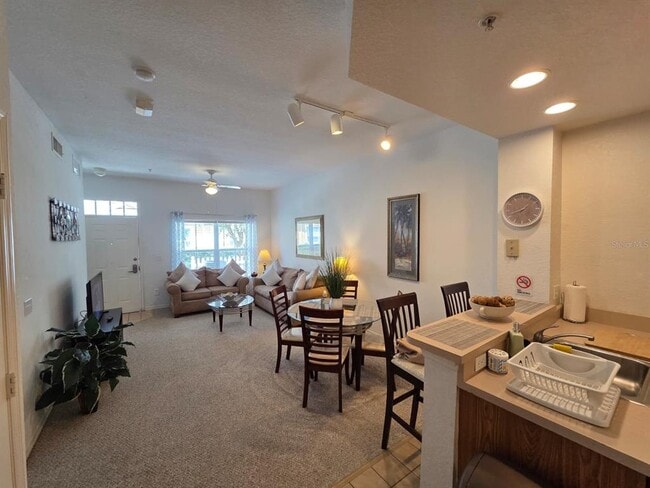 Photo - 4600 Yellowgold Rd W Unit 106