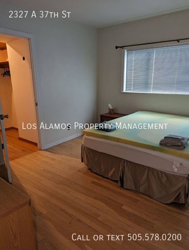 Photo - 2327 37th St