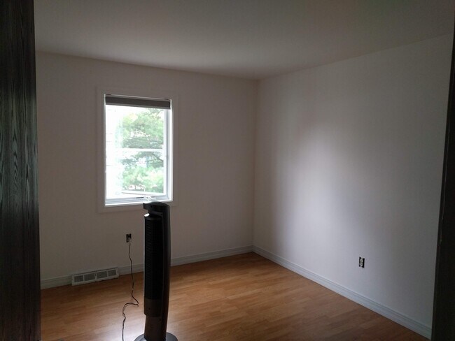 Photo - 81 Fairmont Pl