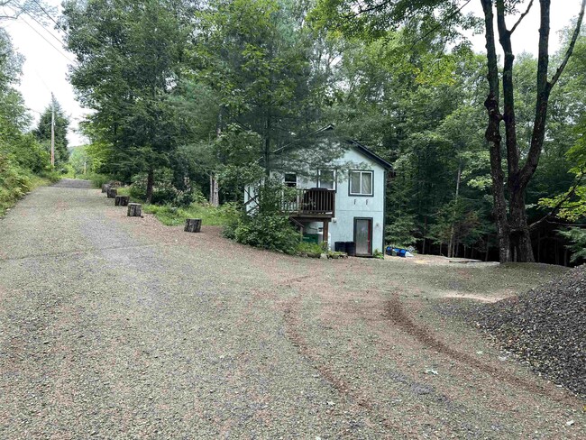Building Photo - 165 Turtle Rock Rd