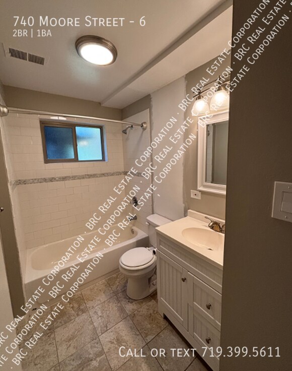 Photo - 740 Moore St Unit 6