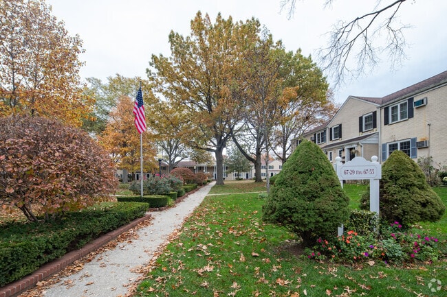 Photo - Bayhill Gardens