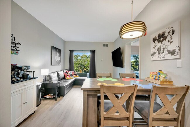 Photo - 8303 Palm Pkwy Unidad ID1372310P