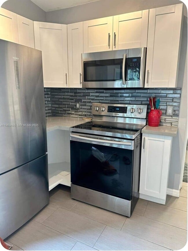 Photo - 1432 NE 5th Ave Unit 4