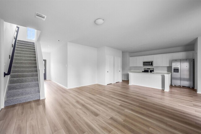 Photo - 1120 Novelle Bnd Dr