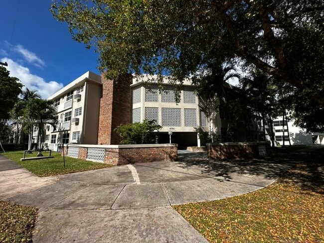 Building Photo - 6580 Santona St Unit A-40 Rental