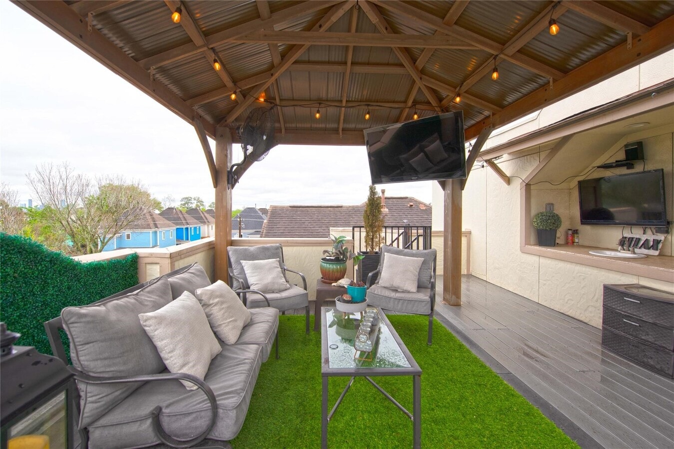 Photo - 1141 W 23rd St