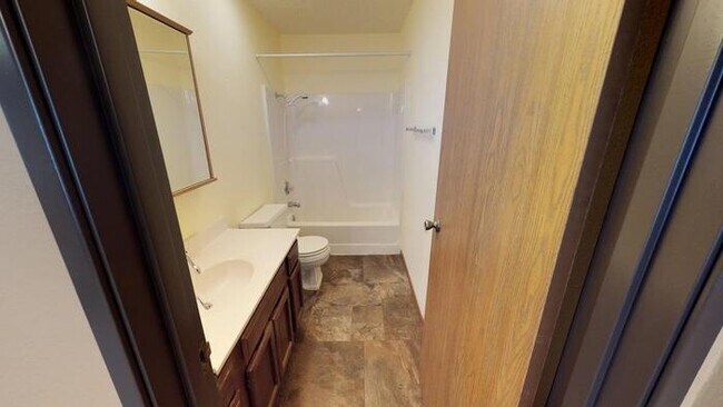 Photo - 1727 N Grandview Ln Unit 109