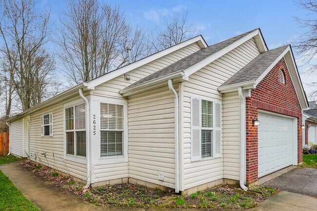 Photo - 2625 Northwold Rd