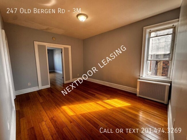 Photo - 247 Old Bergen Rd Unidad 3M