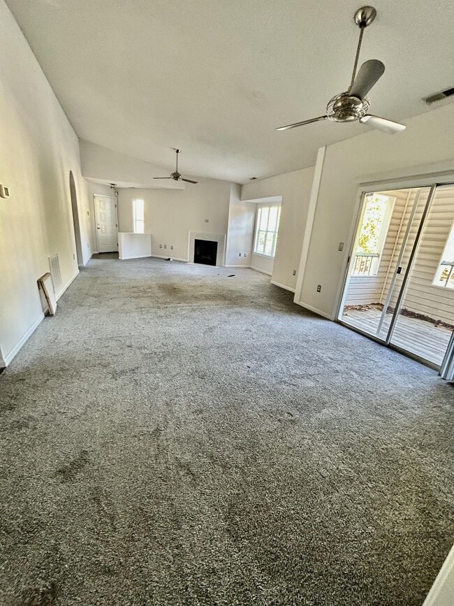 1100 Turtle Creek Rd Townhome Townhome Rental in Greenville NC