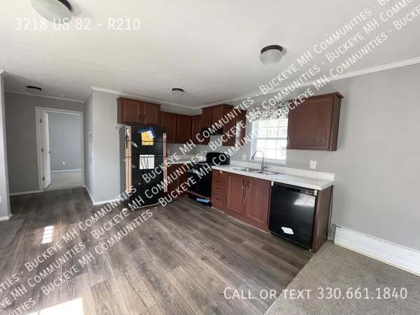 Building Photo - 3218 OH-82 Rental