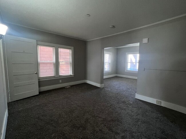 Photo - 1054 Ionia Ave SW Unit 1054 Ionia Ave SW - 4