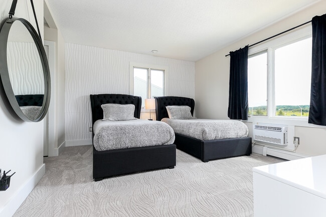 Photo - 5736 Hilltop Way Unidad Condo @ Hilltop - 5736