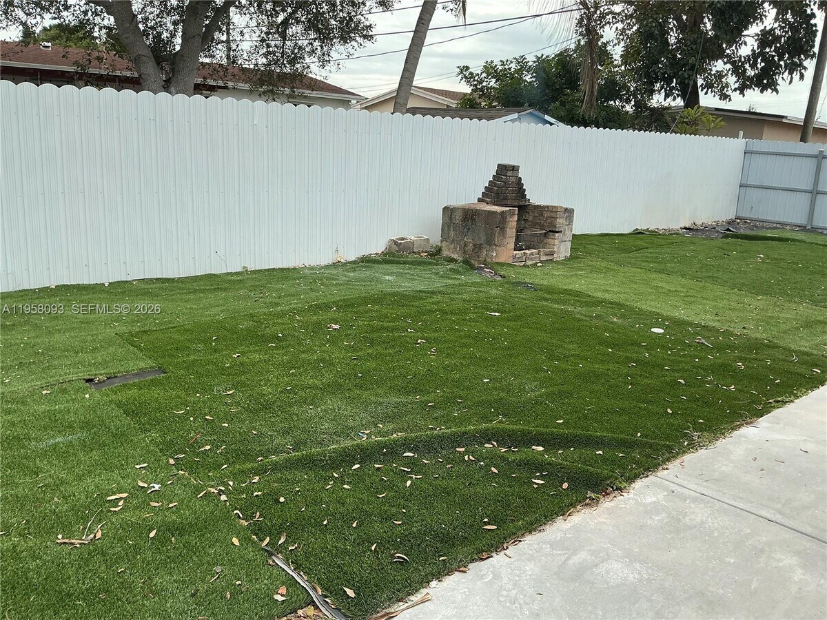 Photo - 14821 SW 104th Ave