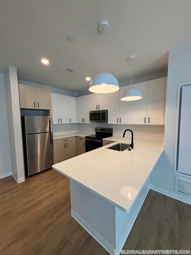 Building Photo - 289 Walk Hill St Unit 206