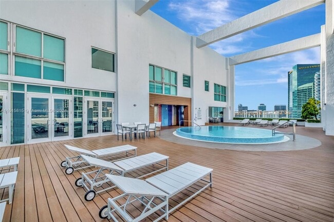 Photo - 500 Brickell Ave