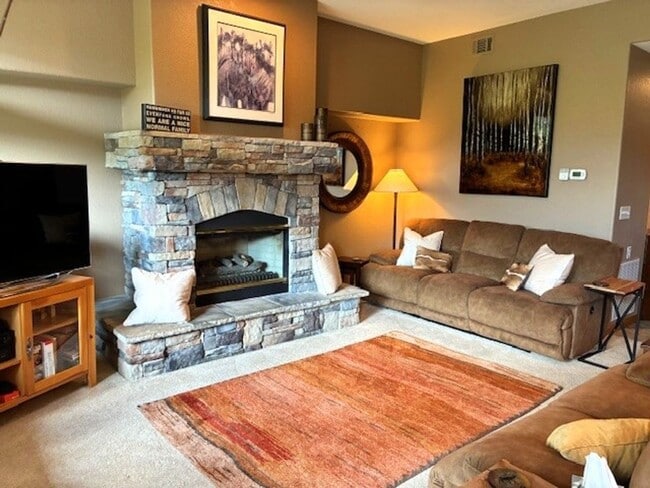 Photo - 113 Allegra Ln