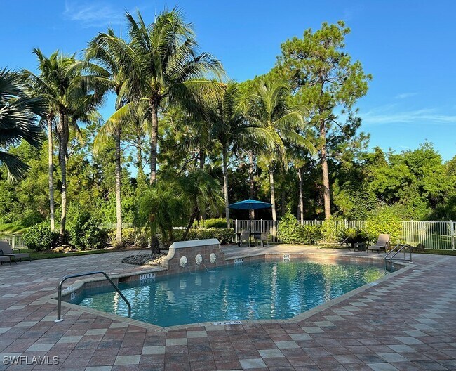 Photo - 8245 Ibis Club Dr Unidad 404