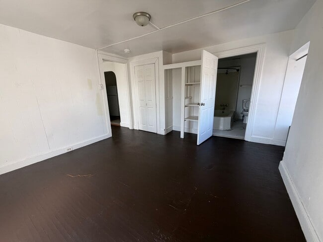 Photo - 500 W Philadelphia St Unit Apt. 3
