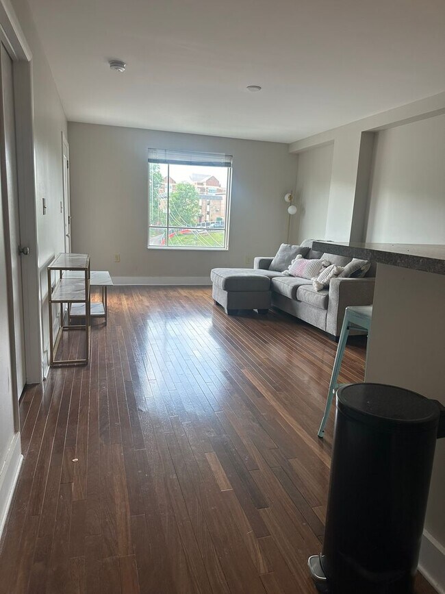 Photo - Lake Plaza Condominiums - 3 bedroom - 2 PA... Unidad 702