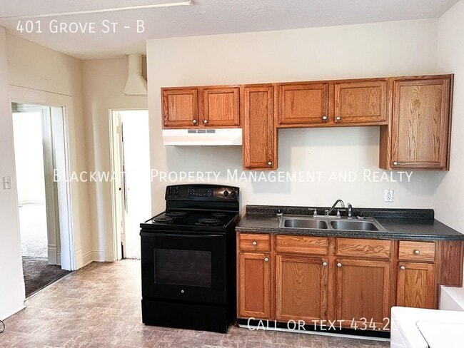 Photo - 401 Grove St Unit B