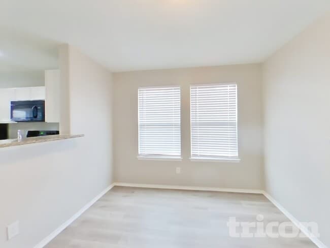 Photo - 50 Larkspur Dr