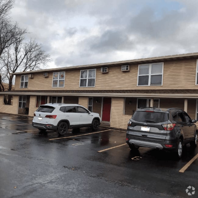 Building Photo - 2350 Canter Ln Rental