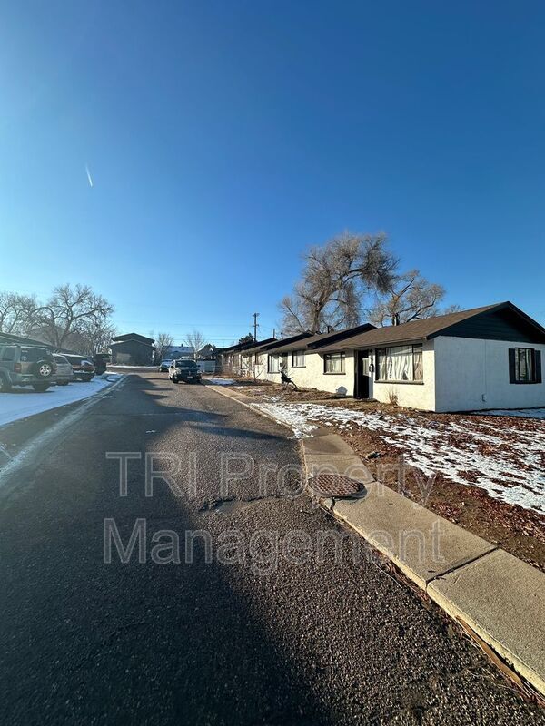Photo - 2009 4th Ave