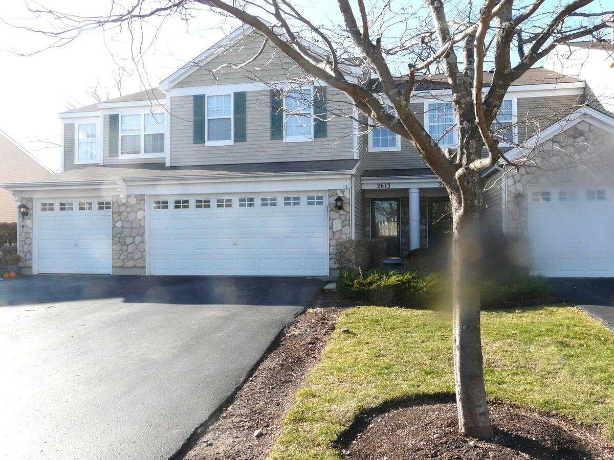 Photo - 2613 Oak Tree Ln Condo Unit 2