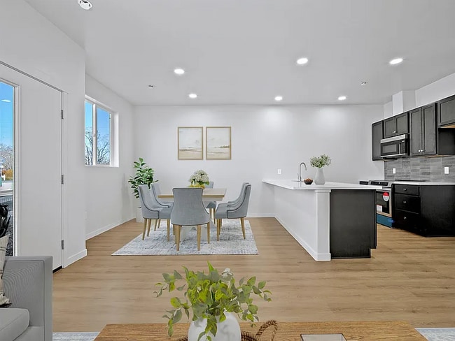 Building Photo - 2786 Caspian Wy