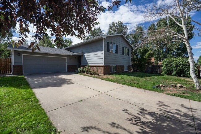 Photo - 117 43rd Ave Ct