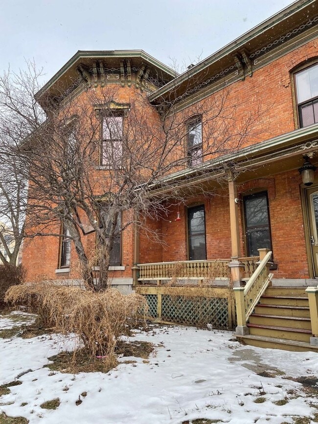 Photo - 300 Hawley Ave Unit 300-04