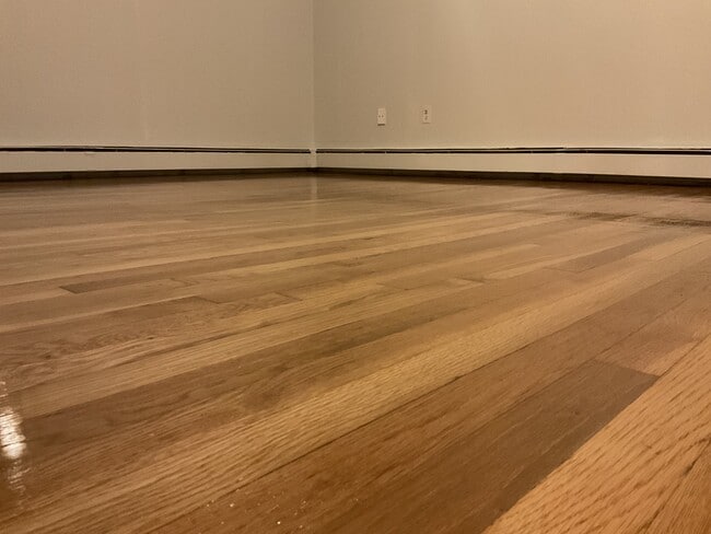 Photo - 22 Boyle Plz Unit 2