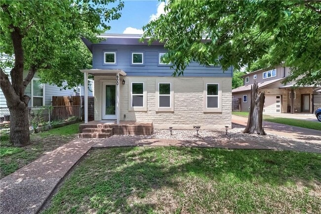 900 Capitol Ct