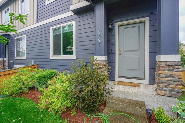 Photo - 2023 NE 4 Seasons Ln