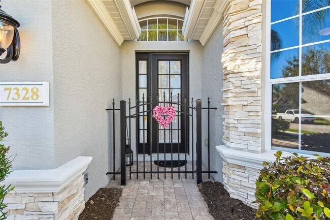 Photo - 7328 Lake Forest Gln