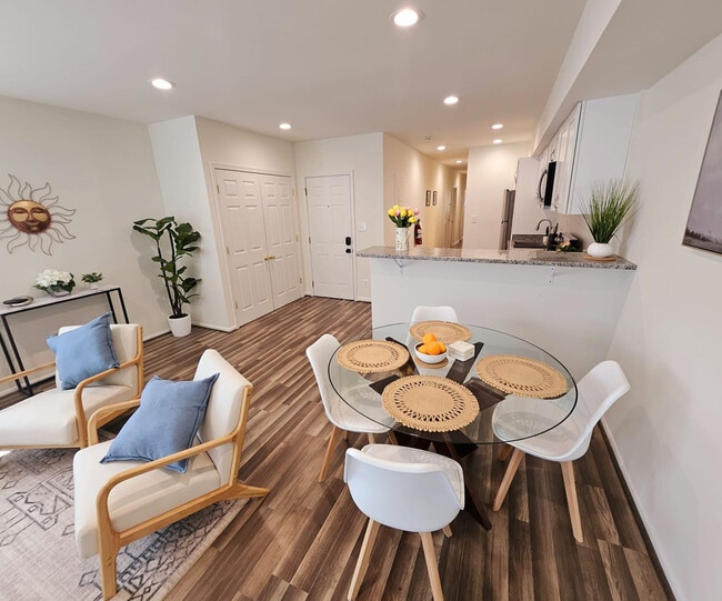 Photo - 2439 18th St NW Apartamento Unidad FL2-ID1232102P