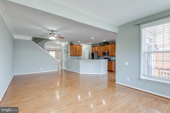 Photo - 43831 Chadwick Terrace